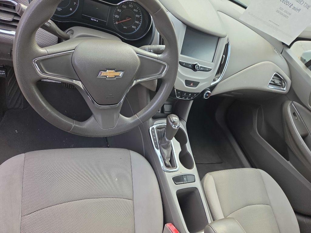 Chevrolet Cruze LS Auto 2017