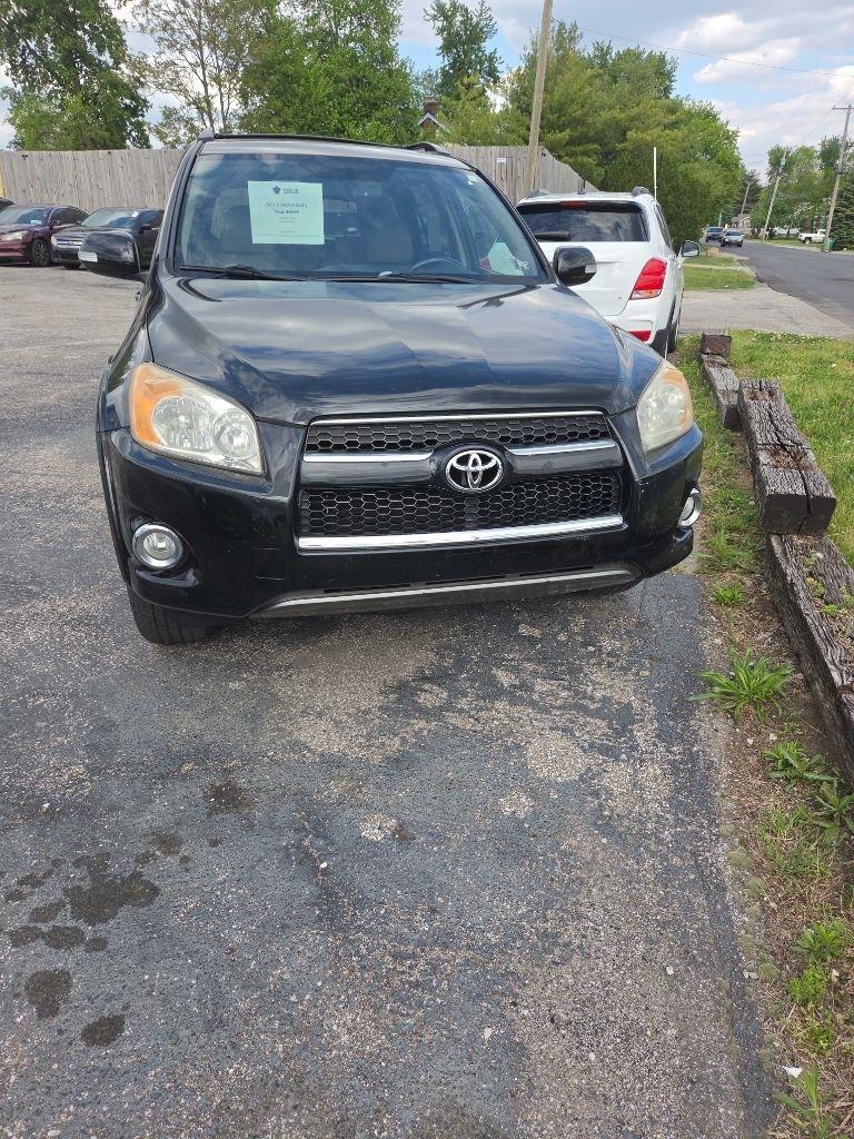 Toyota RAV4 Limited I4 4WD 2010