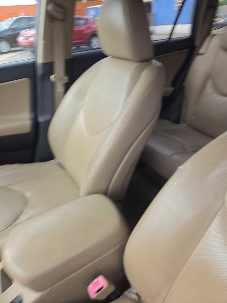Toyota RAV4 Limited I4 4WD 2010