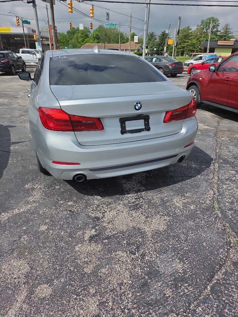 BMW 5-Series 530i xDrive 2018
