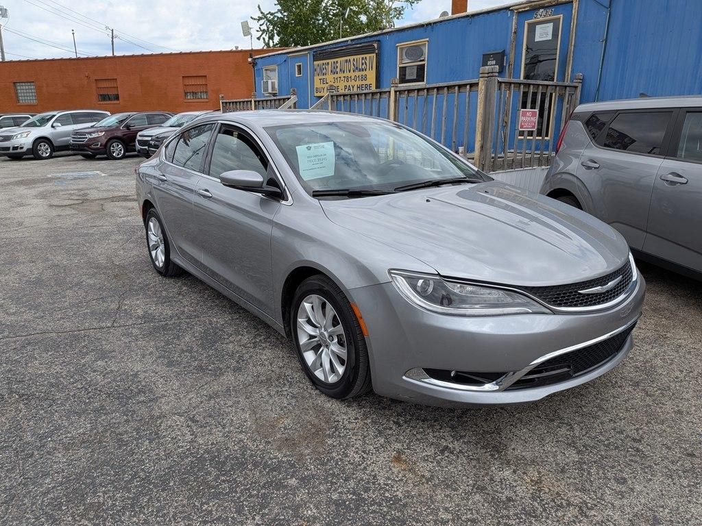 Chrysler 200  2015