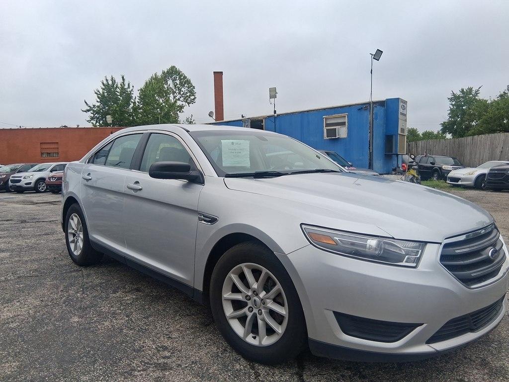 Ford Taurus SE FWD 2014