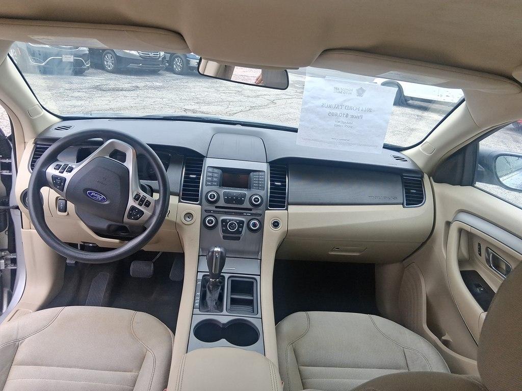 Ford Taurus SE FWD 2014