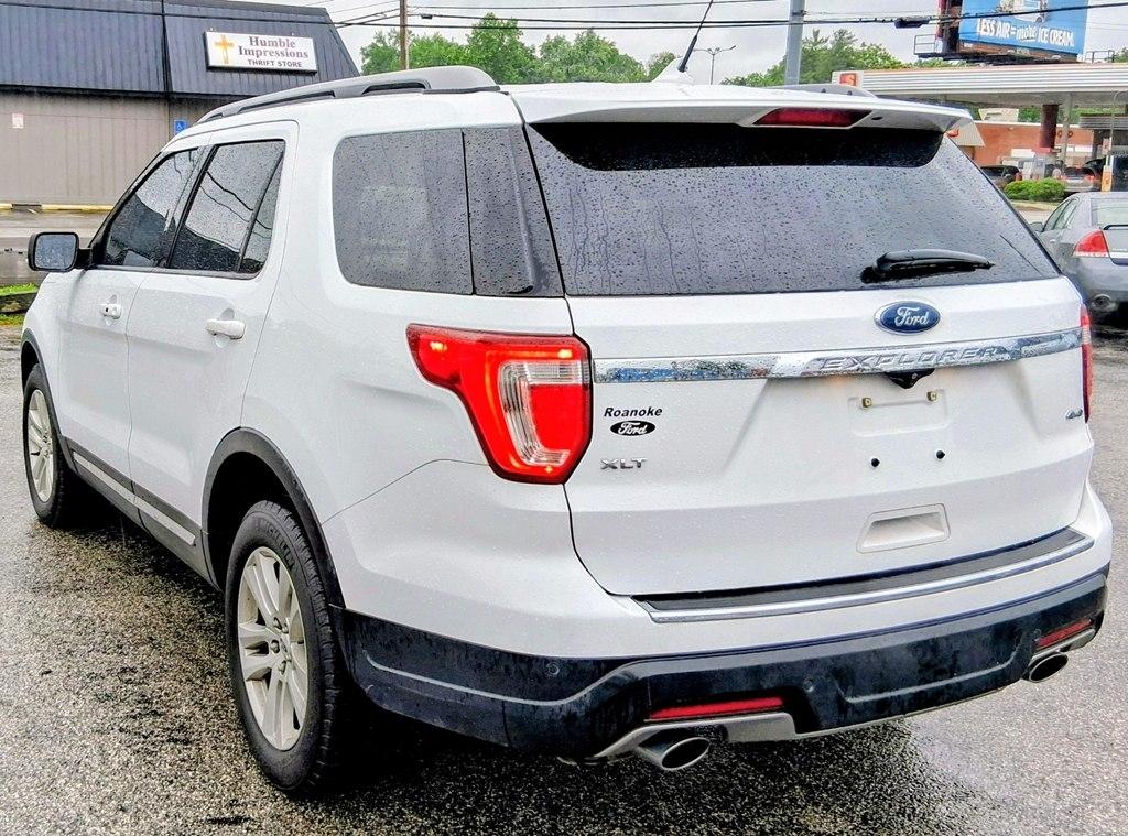 Ford Explorer XLT 4WD 2018