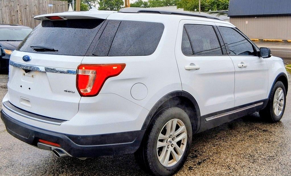 Ford Explorer XLT 4WD 2018