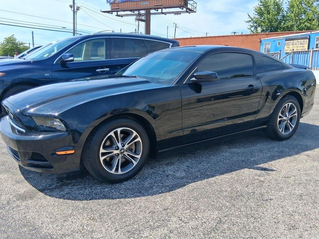 Ford Mustang 2dr Cpe V6 2014