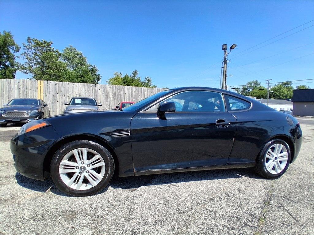 Hyundai Tiburon 2dr Cpe Man GS 2008