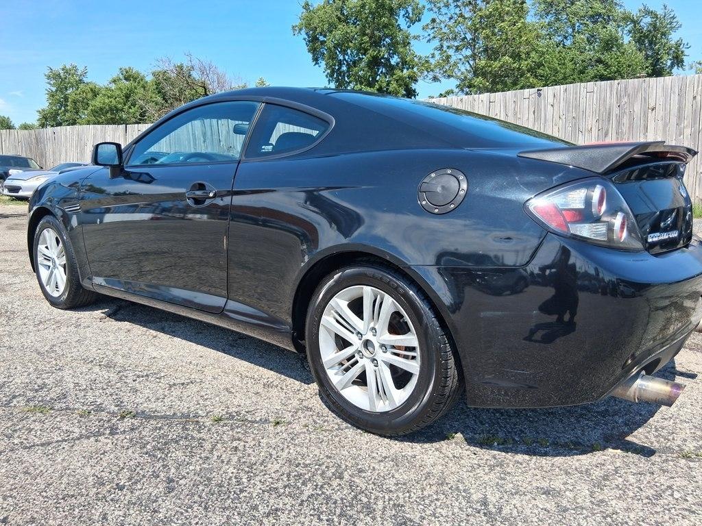 Hyundai Tiburon 2dr Cpe Man GS 2008