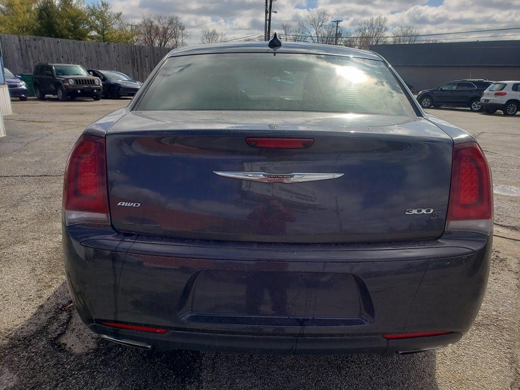 Chrysler 300 4dr Sdn 300S AWD 2016
