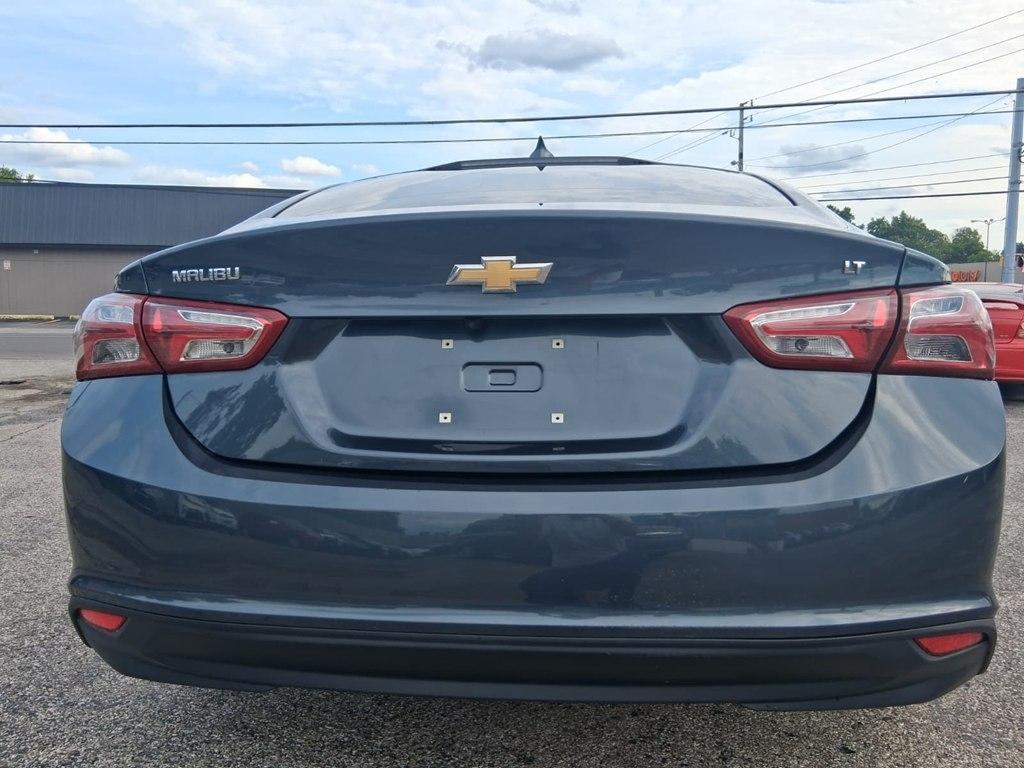 Chevrolet Malibu 4dr Sdn LT 2021