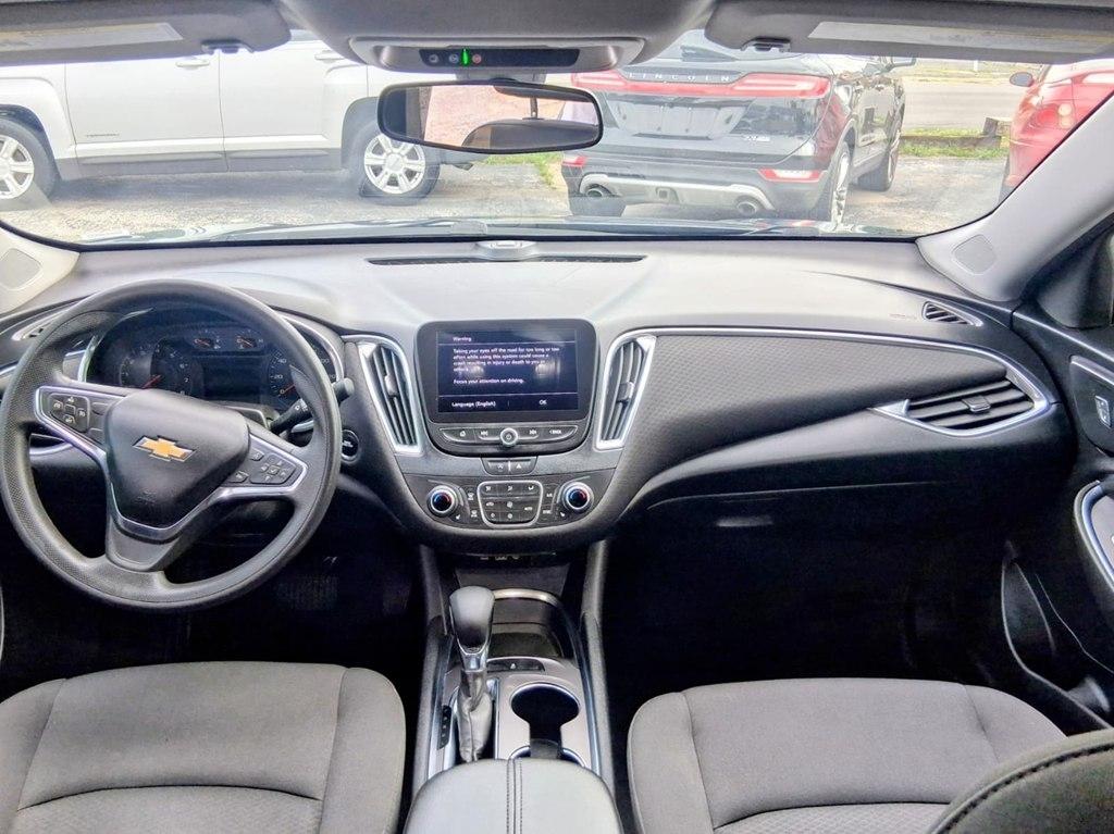 Chevrolet Malibu 4dr Sdn LT 2021