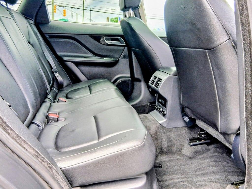 Jaguar F-Pace 20d Premium AWD 2017