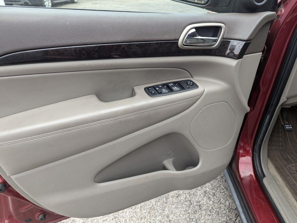 Jeep Grand Cherokee 4WD 4dr Laredo 2012