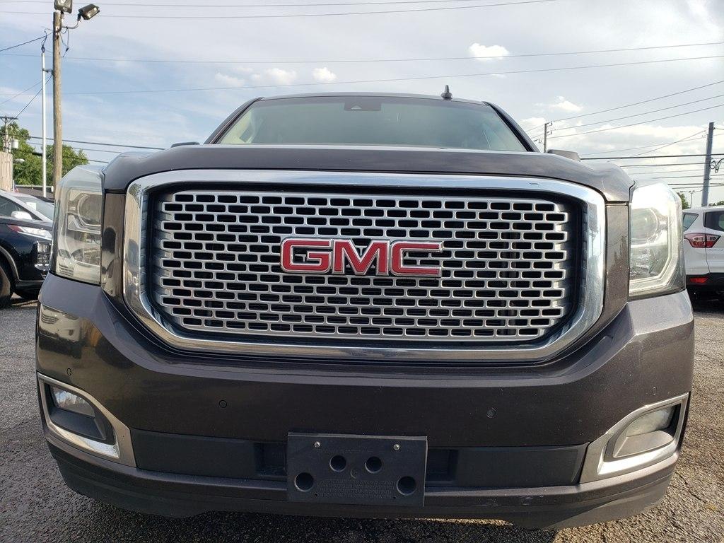 GMC Yukon XL 4WD 4dr Denali 2016