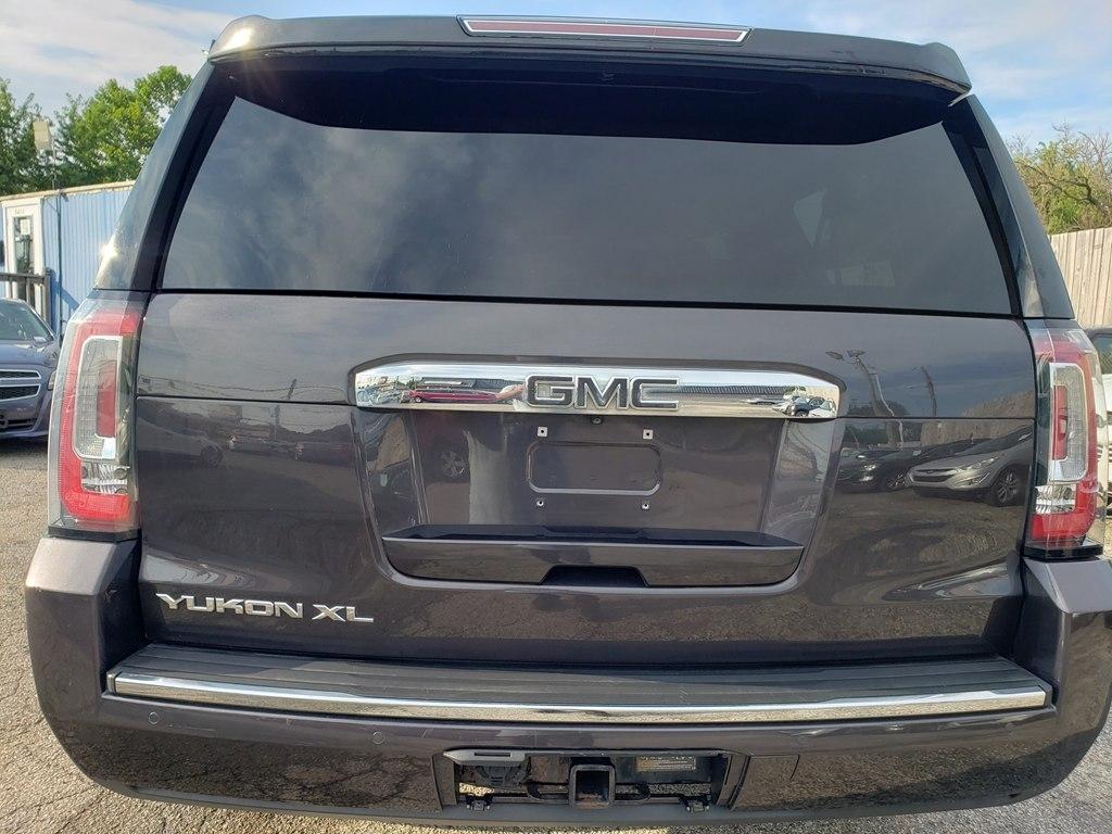 GMC Yukon XL 4WD 4dr Denali 2016