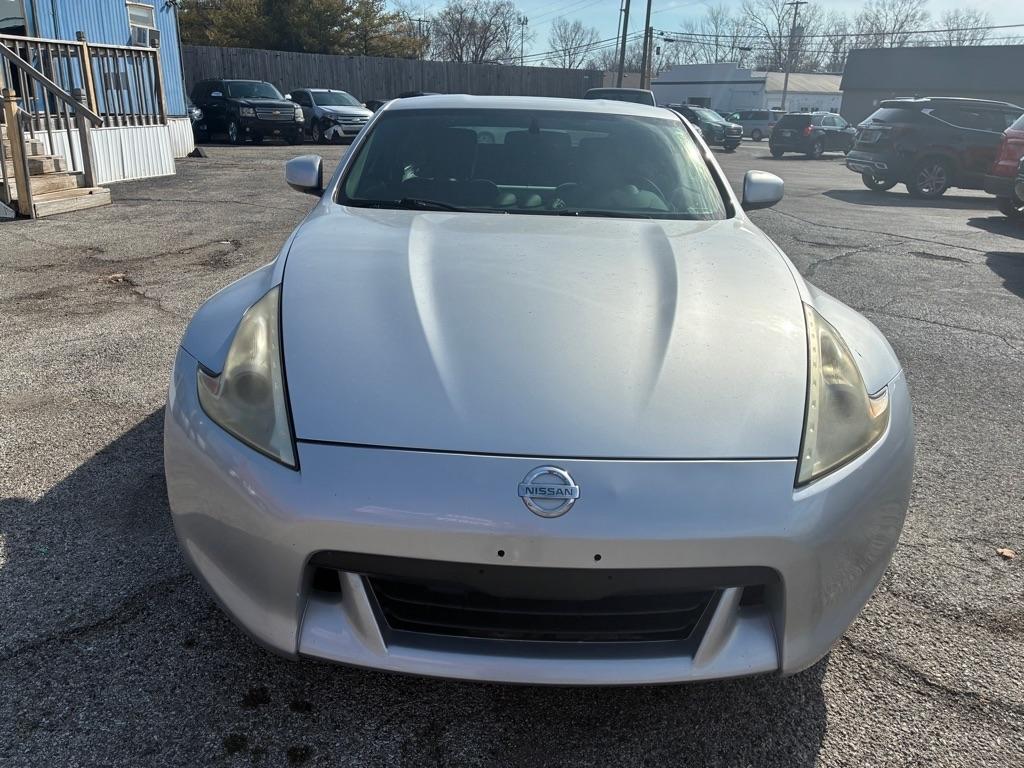 Nissan 370Z 2dr Cpe Auto Touring 2010