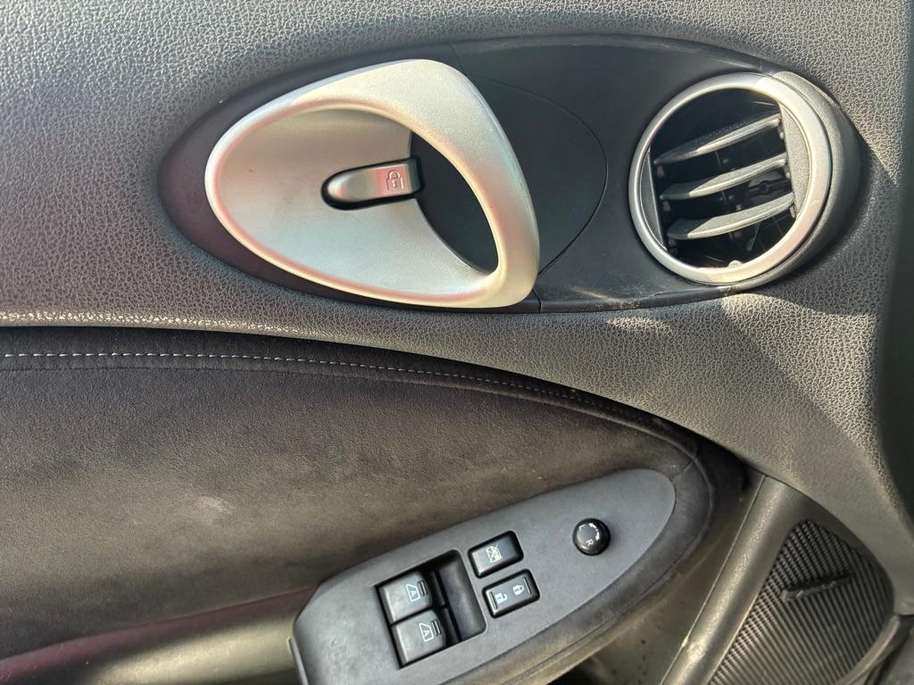 Nissan 370Z 2dr Cpe Auto Touring 2010