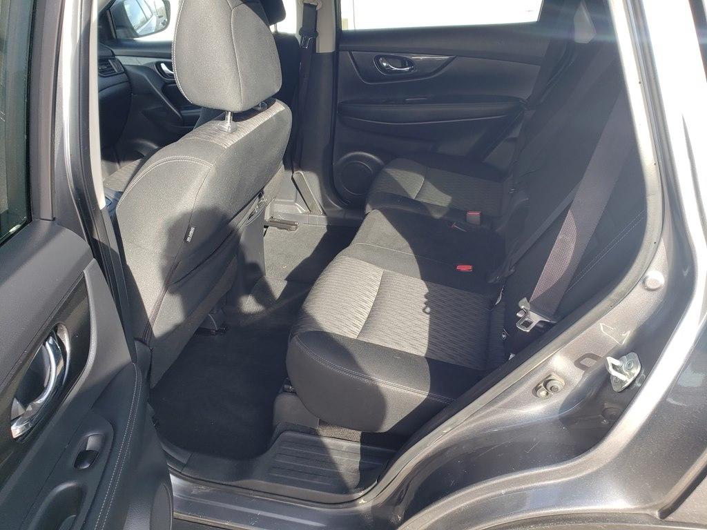 Nissan Rogue FWD SV 2018
