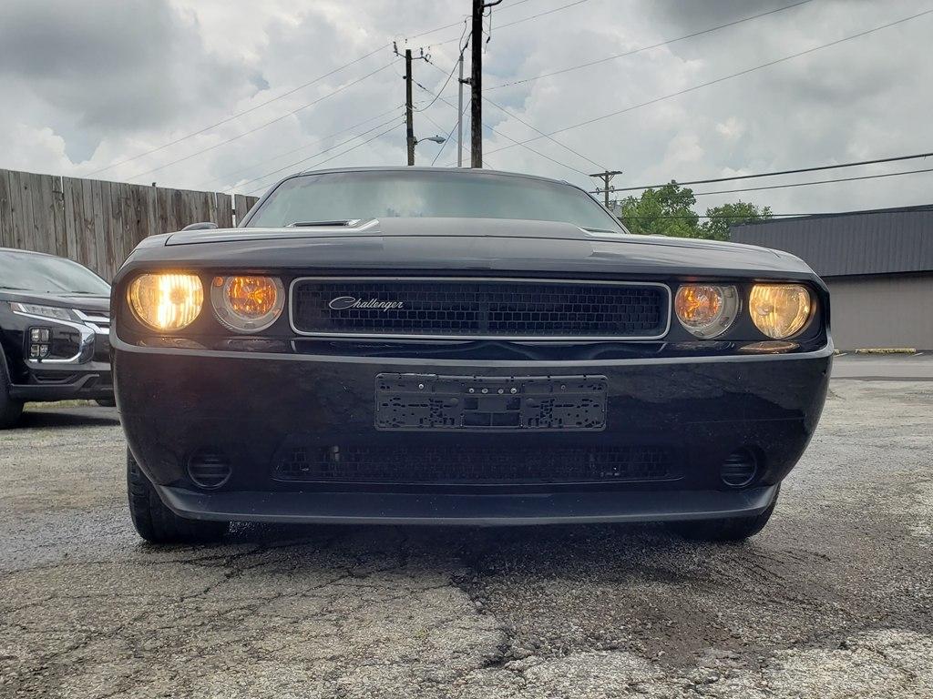 Dodge Challenger 2dr Cpe SXT 2013
