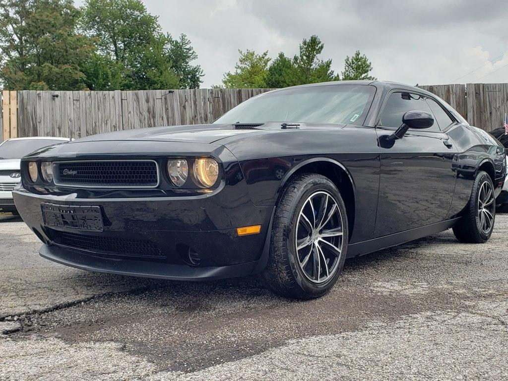 Dodge Challenger 2dr Cpe SXT 2013