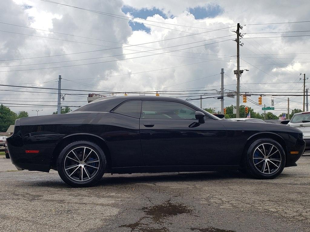Dodge Challenger 2dr Cpe SXT 2013