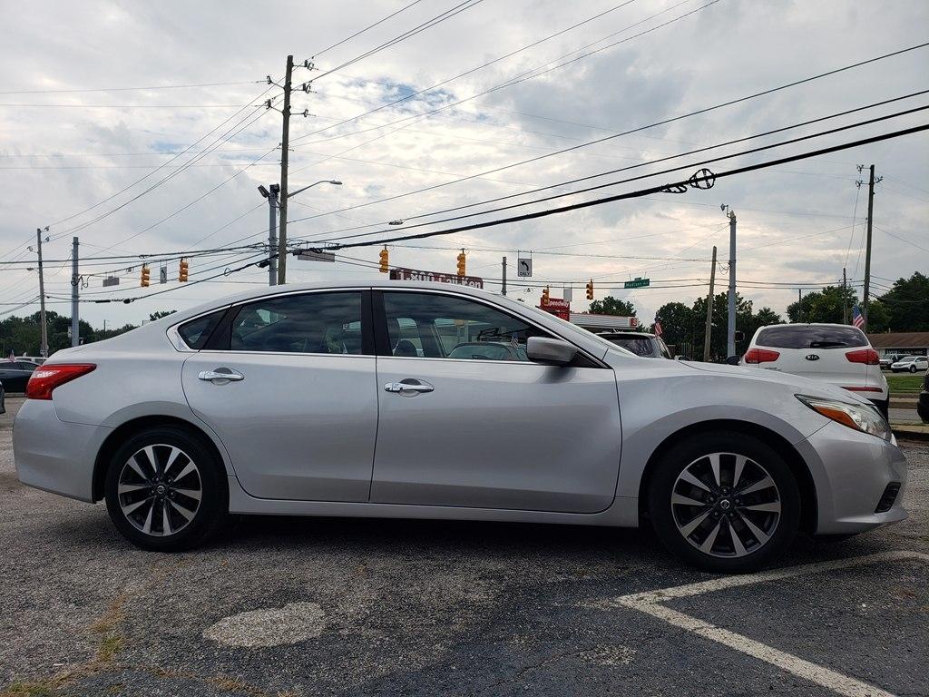 Nissan Altima 2017.5 2.5 SV Sedan 2017