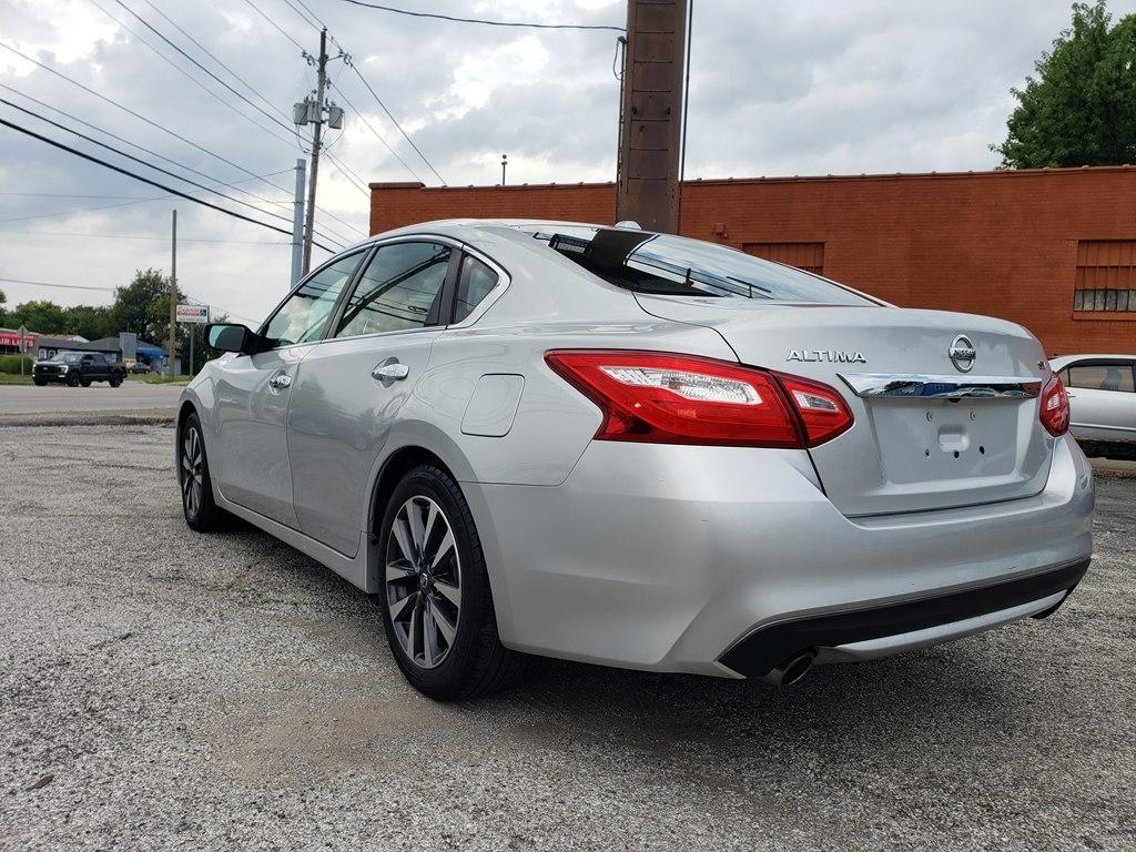 Nissan Altima 2017.5 2.5 SV Sedan 2017