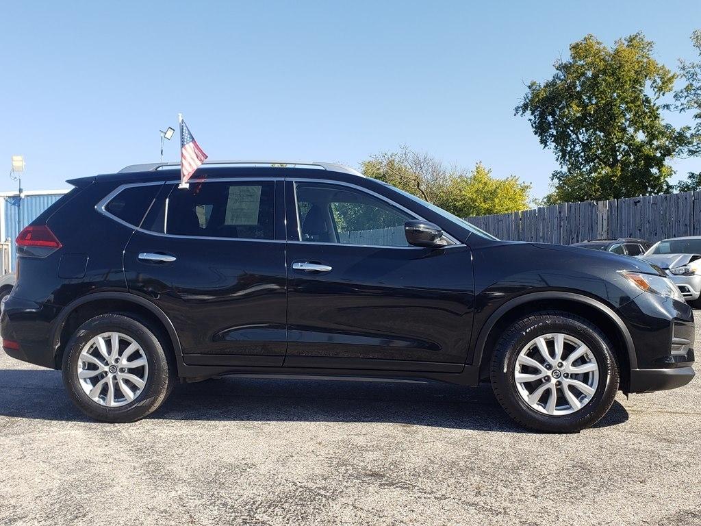 Nissan Rogue FWD SV 2020