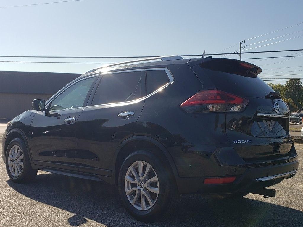 Nissan Rogue FWD SV 2020