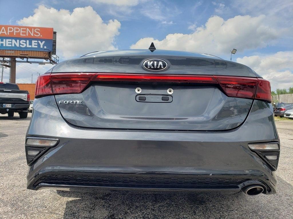 Kia Forte LXS IVT 2020