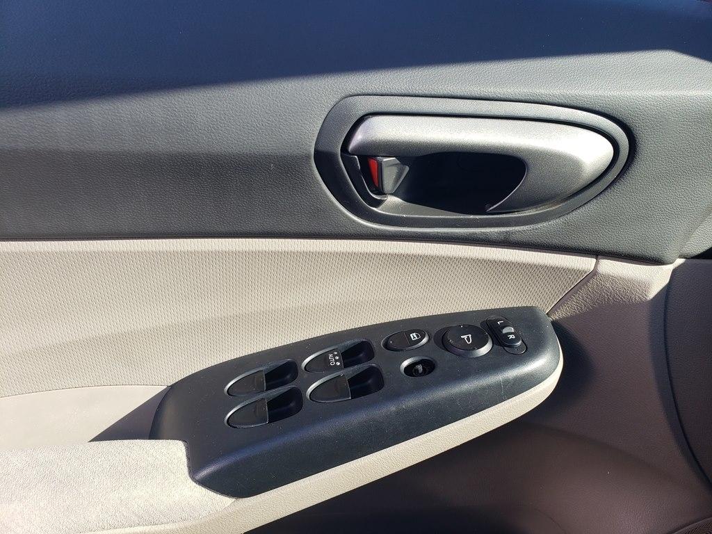 Honda Civic photo 17