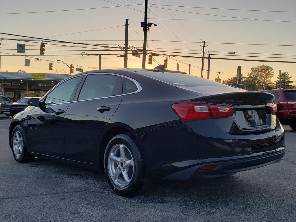 Chevrolet Malibu 4dr Sdn LS w/1LS 2017