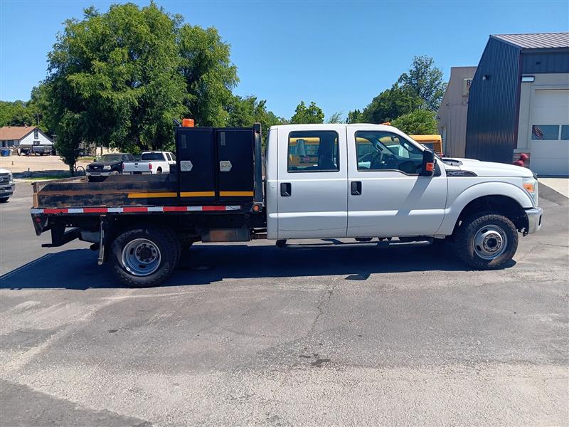 Ford F-250 SD XL Crew Cab 4WD 2014 Ford F-250 SD XL Crew Cab 4WD 2014