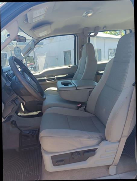 Ford F-350 SD XLT Crew Cab 4WD 2008