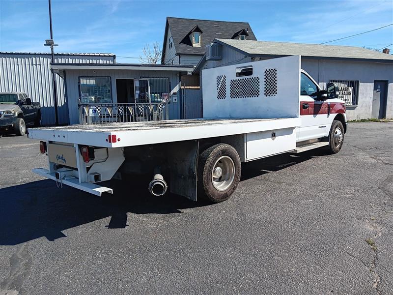 Ford F-350 SD XLT DRW 2WD 2022