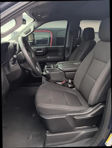 Chevrolet Silverado 2500HD Custom Crew Cab Long Box 4WD 2022