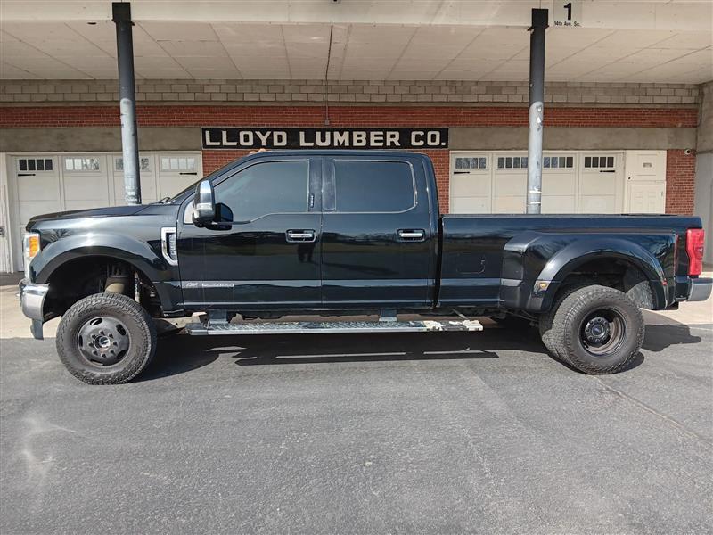 Ford F-350 SD Lariat Crew Cab Long Bed DRW 4WD 2017