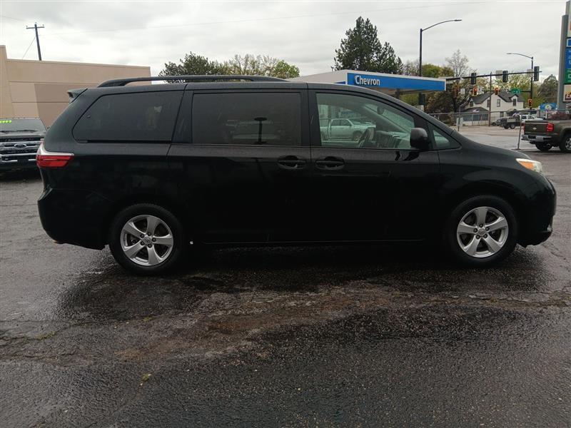 Toyota Sienna LE FWD 8-Passenger V6 2015