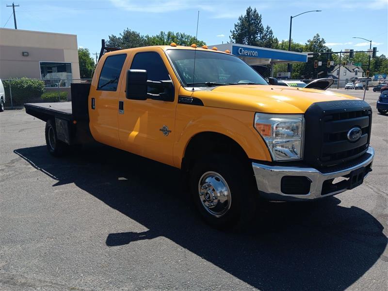 Ford F-350 SD XL Crew Cab Long Bed DRW 4WD 2012