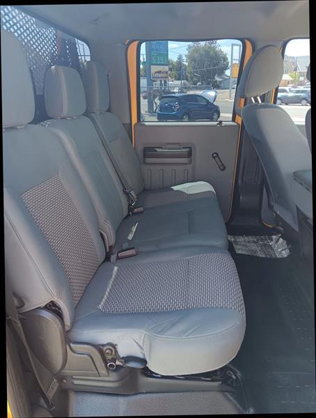 Ford F-350 SD XL Crew Cab Long Bed DRW 4WD 2012