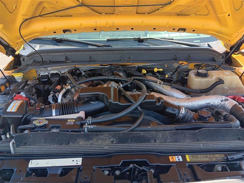 Ford F-350 SD XL Crew Cab Long Bed DRW 4WD 2012