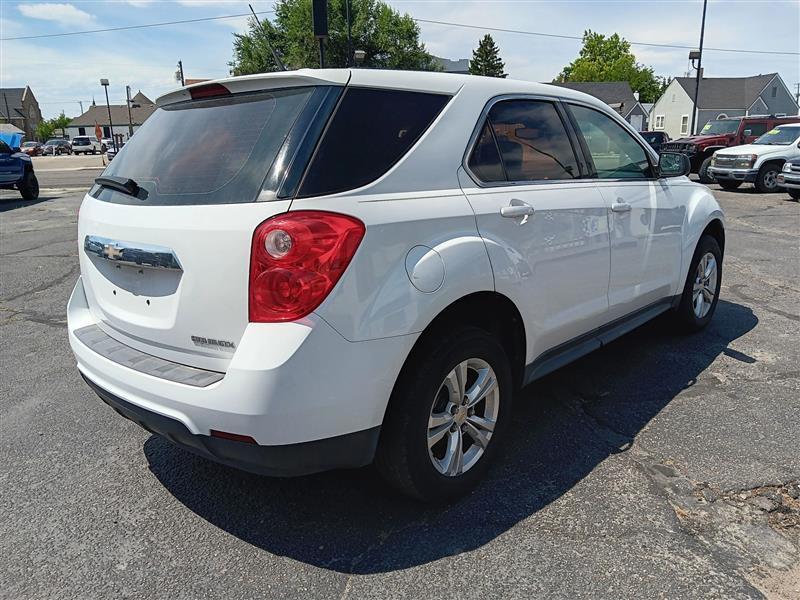 Chevrolet Equinox LS 2WD 2012