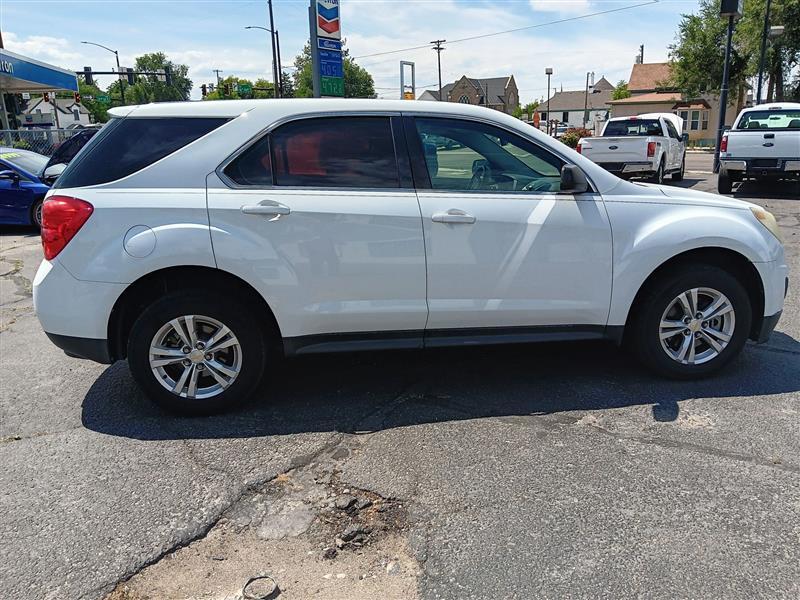 Chevrolet Equinox LS 2WD 2012