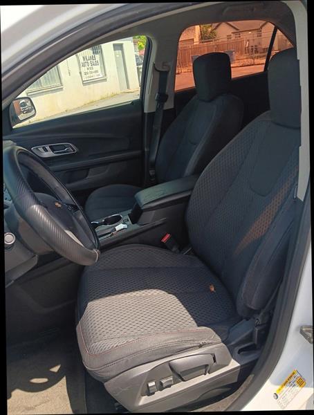 Chevrolet Equinox LS 2WD 2012