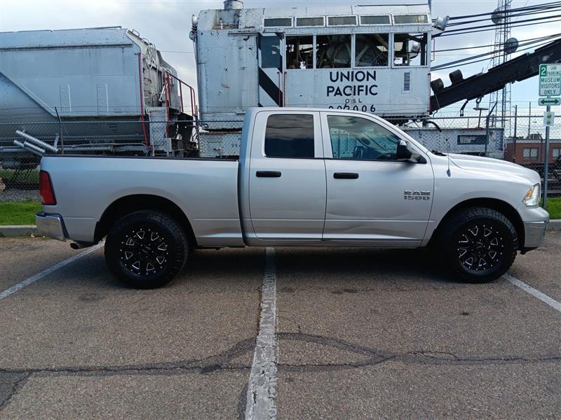 RAM 1500 Tradesman Quad Cab 4WD 2013