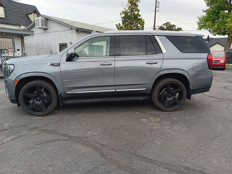GMC Yukon Denali 4WD 2021