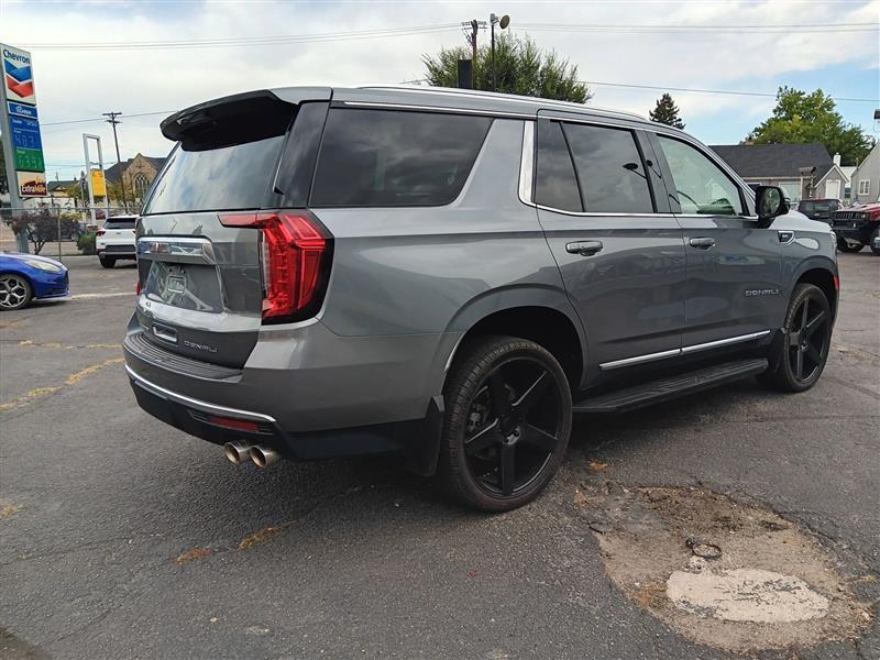 GMC Yukon Denali 4WD 2021