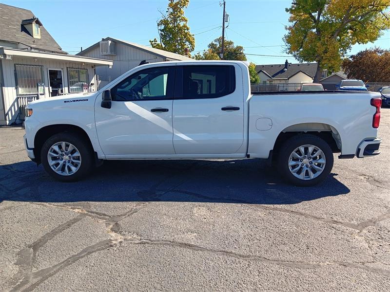 Chevrolet Silverado 1500 Custom Crew Cab Long Box 4WD 2021