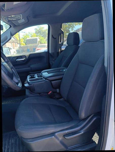 Chevrolet Silverado 1500 Custom Crew Cab Long Box 4WD 2021