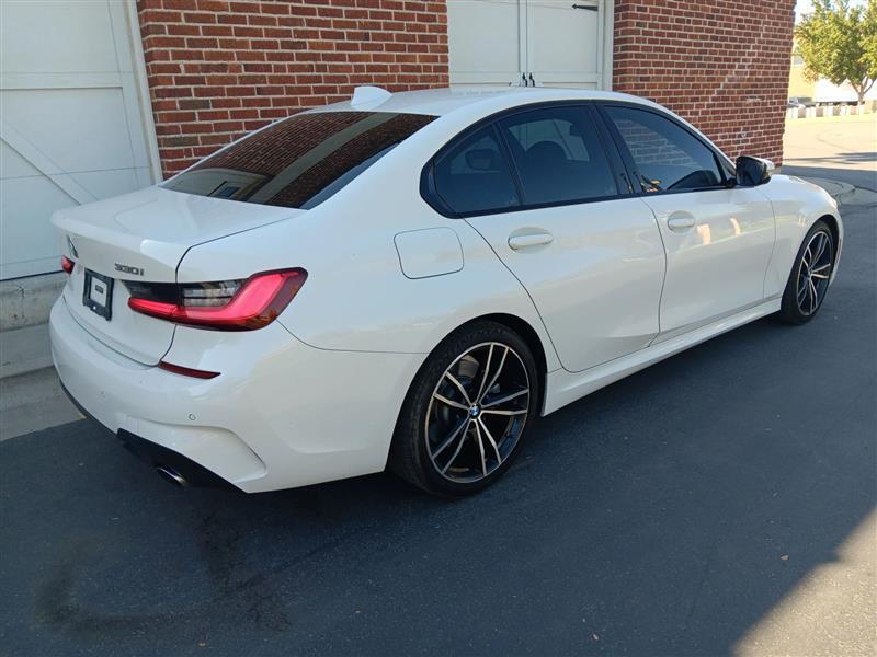 BMW 3-Series 330i 2019